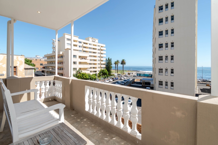 To Let 3 Bedroom Property for Rent in Sea Point Western Cape